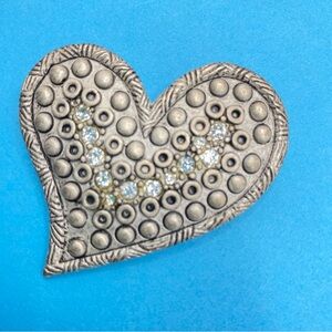 CHICO'S AHA Heart Rhinestone Brooch 2007 Silver Tone Textured